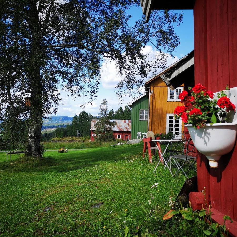 Haugtun Gardspensjonat Og Leiligheter Nordre Land Eksteriør billede